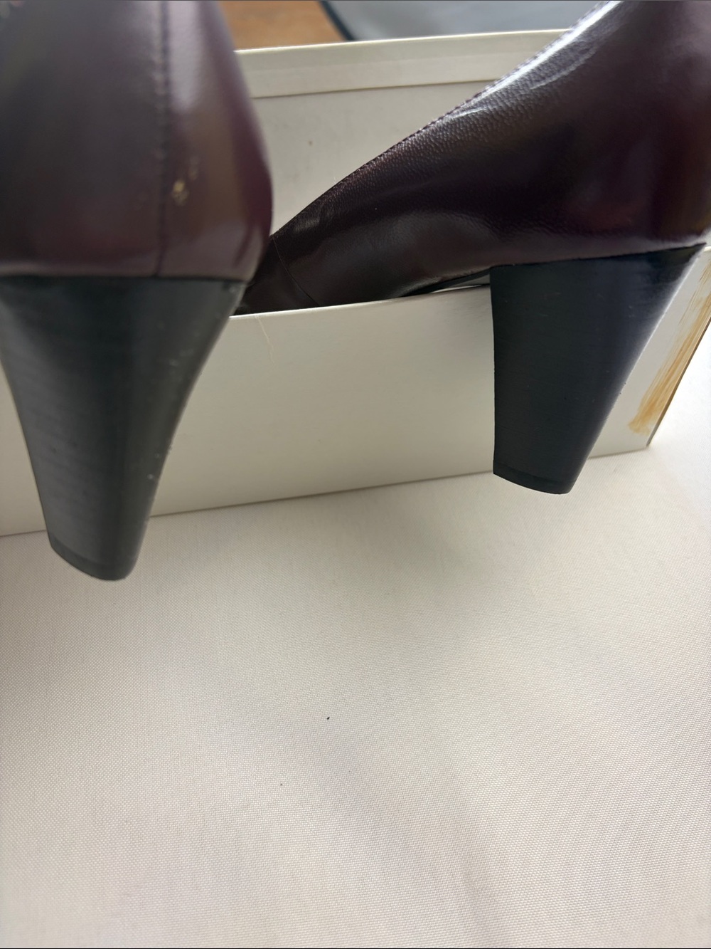 Etienne Aigner Women's Dark Burgundy Leather Pumps - Picture 5 of 7